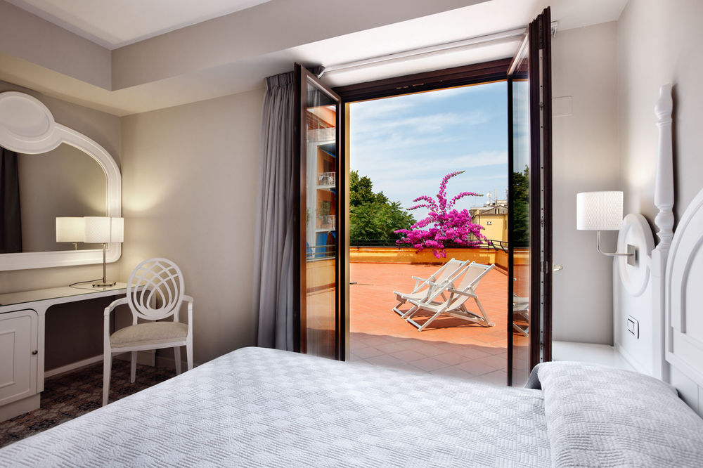 Hotel Capri (Adults Only) Sorrento Esterno foto