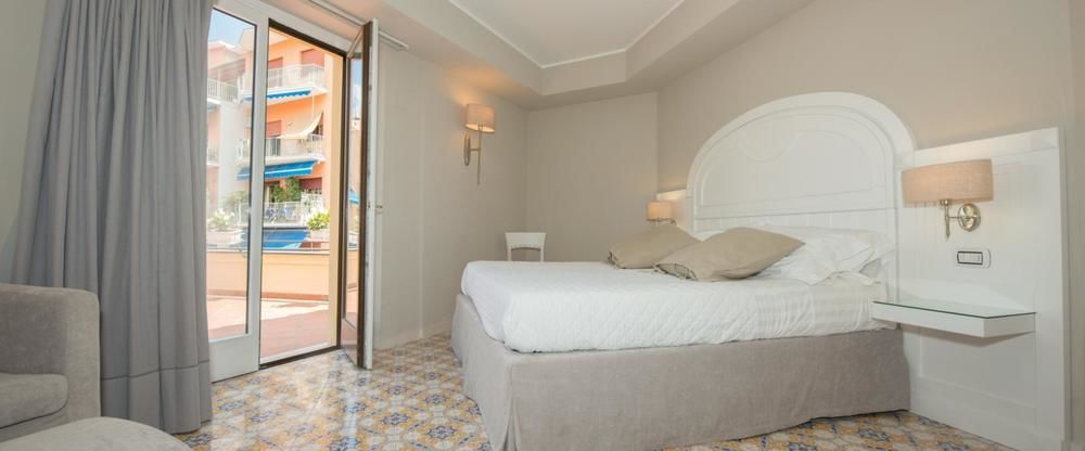 Hotel Capri (Adults Only) Sorrento Esterno foto